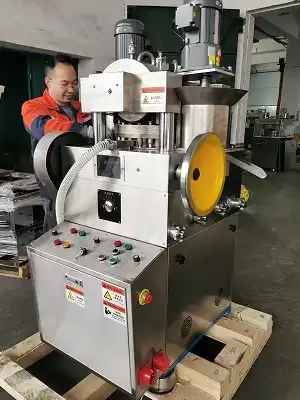 What are the advantages of using a rotary tablet press?